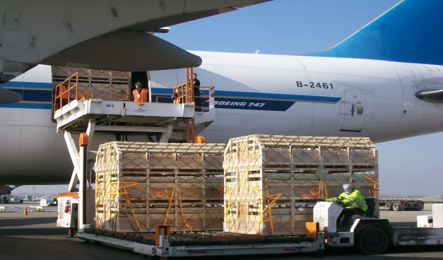 平和到新加坡空运公司